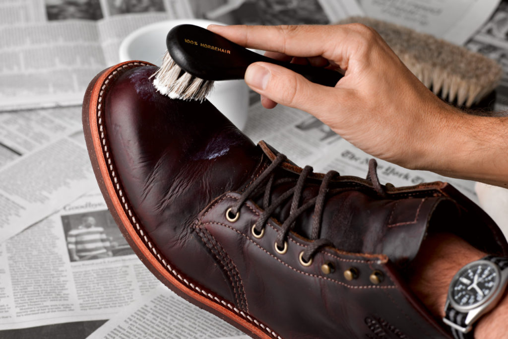 How to Clean Leather Shoes